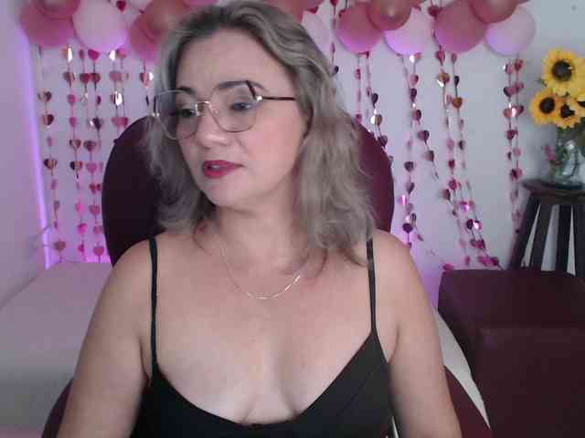 ana-milf webcam