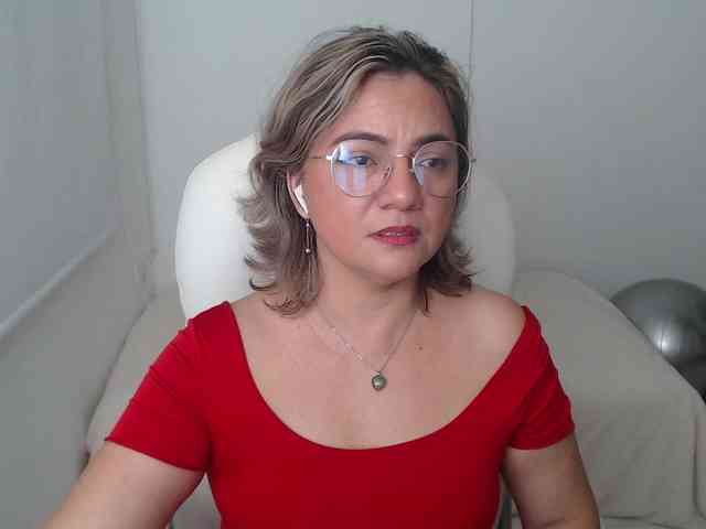 ana-milf webcam