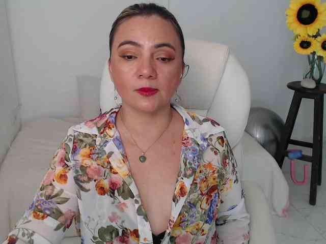 ana-milf webcam