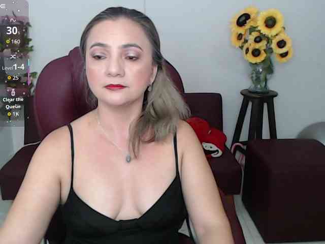 ana-milf Live Webcam on BongaCams