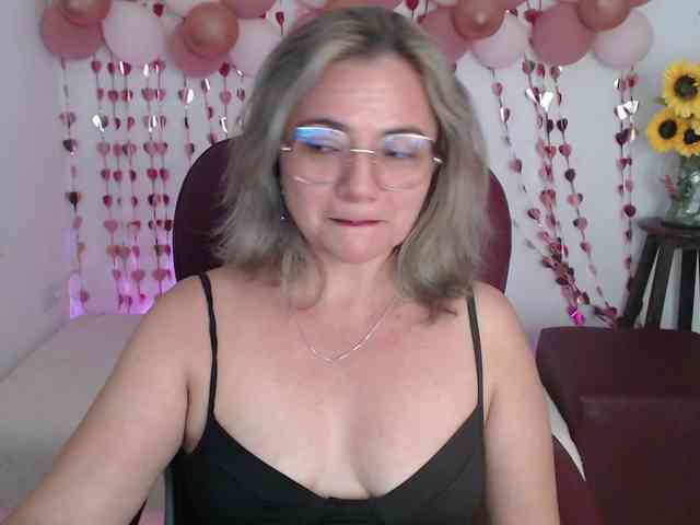 ana-milf webcam