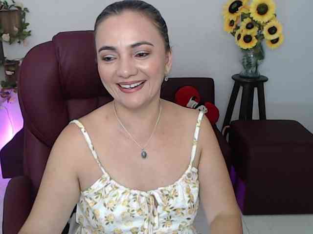 ana-milf webcam