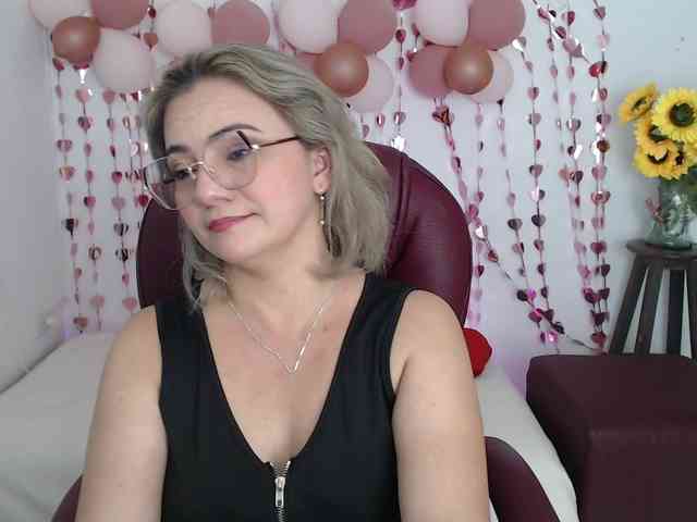 ana-milf webcam
