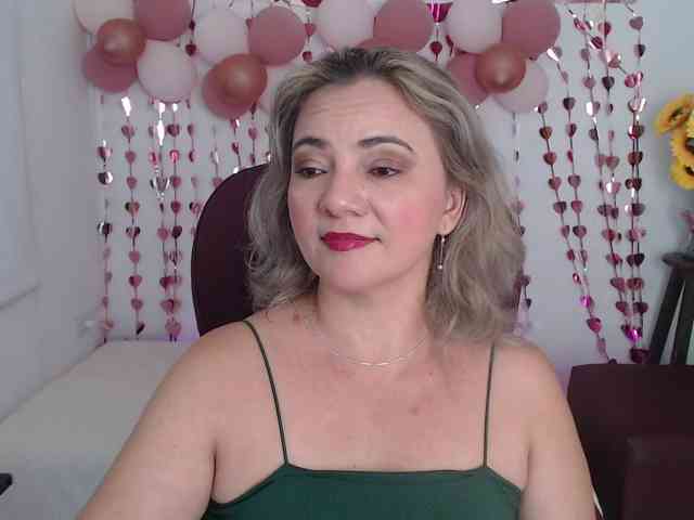 ana-milf webcam