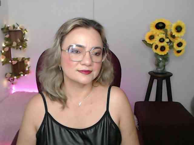 ana-milf webcam