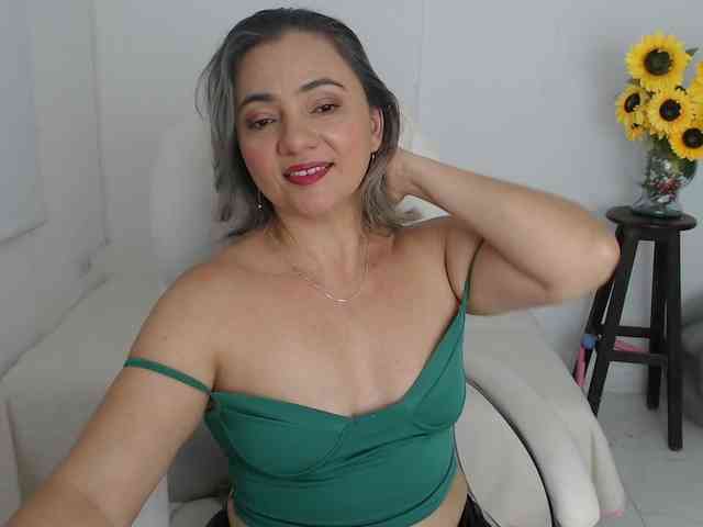 ana-milf webcam