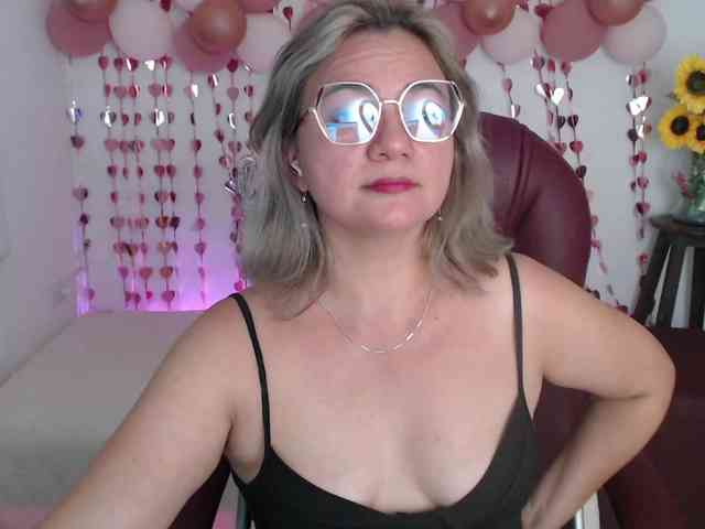 ana-milf webcam