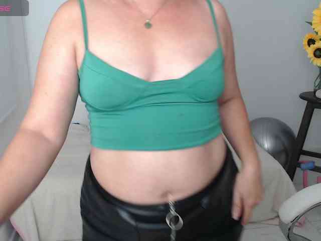ana-milf webcam