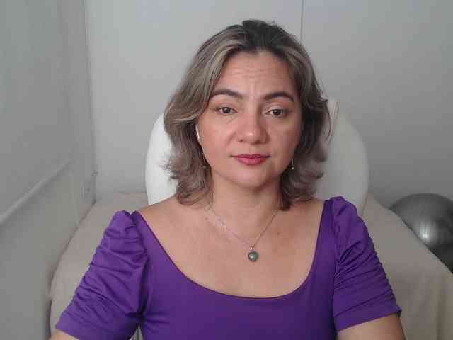 ana-milf