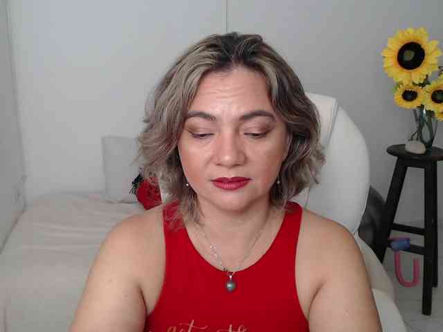 ana-milf webcam