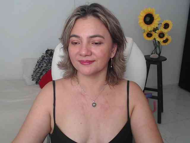 ana-milf webcam