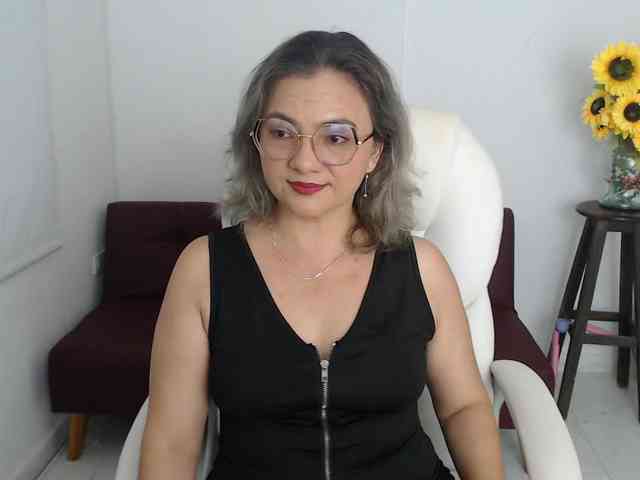 ana-milf webcam