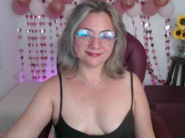 ana-milf webcam