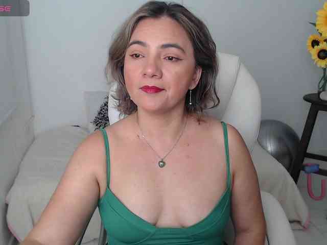 ana-milf webcam