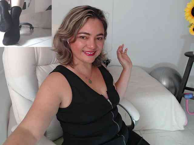 ana-milf webcam
