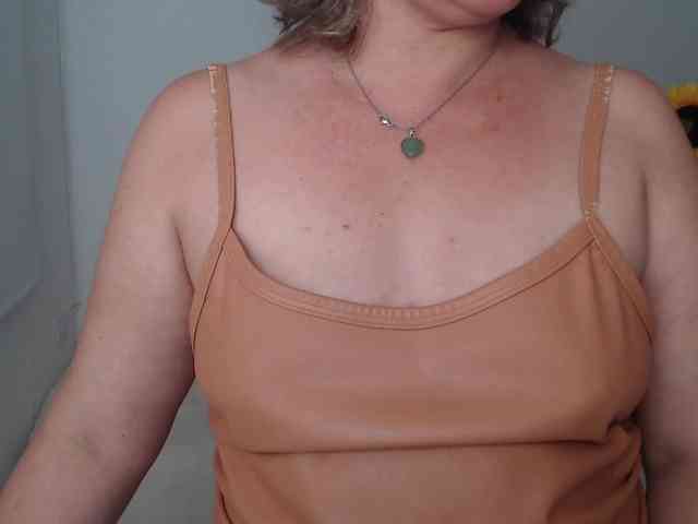 ana-milf webcam