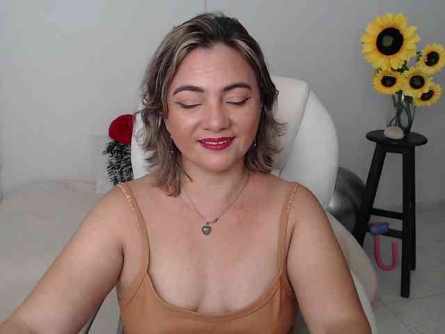 ana-milf webcam