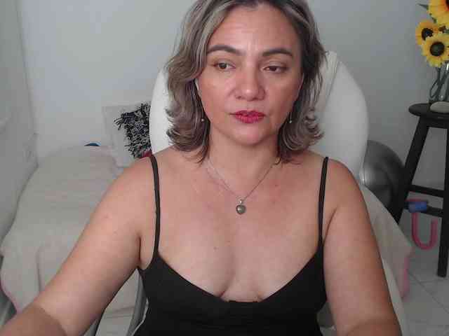 ana-milf webcam