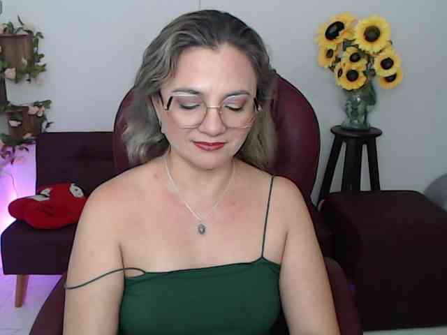ana-milf webcam