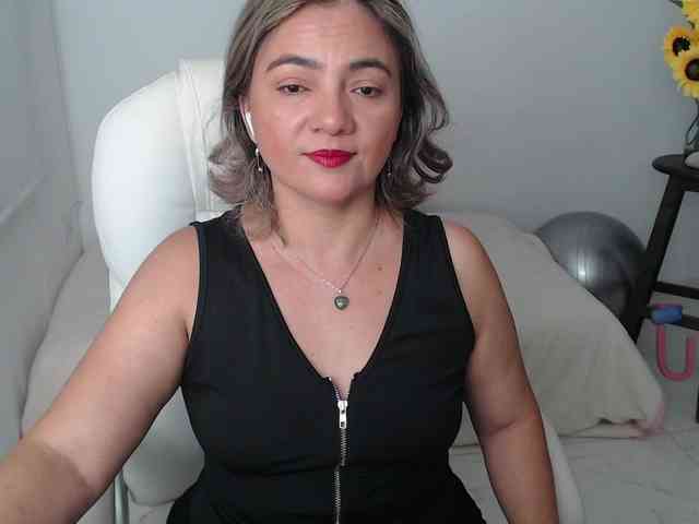 ana-milf