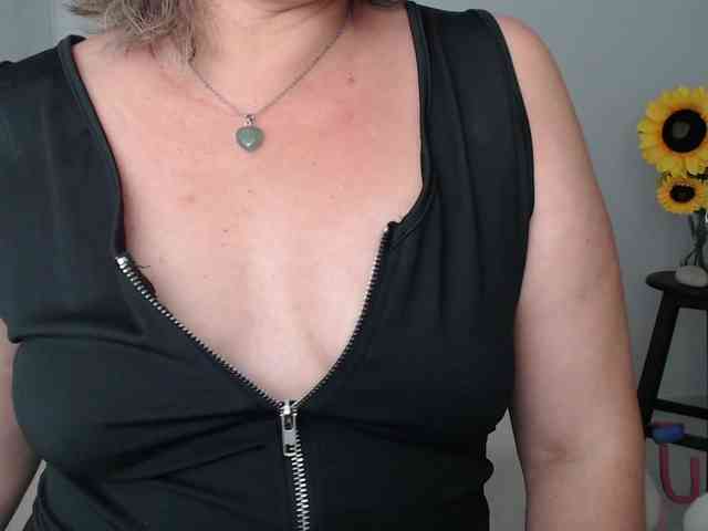 ana-milf webcam