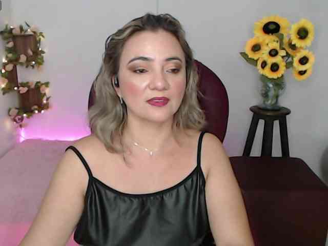 ana-milf webcam