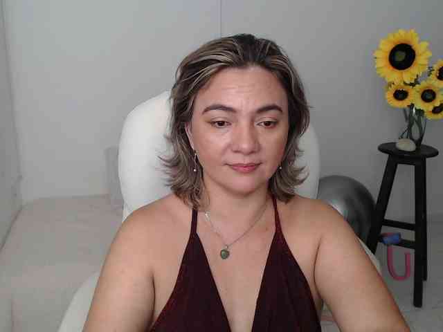 ana-milf webcam