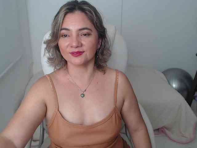 ana-milf webcam