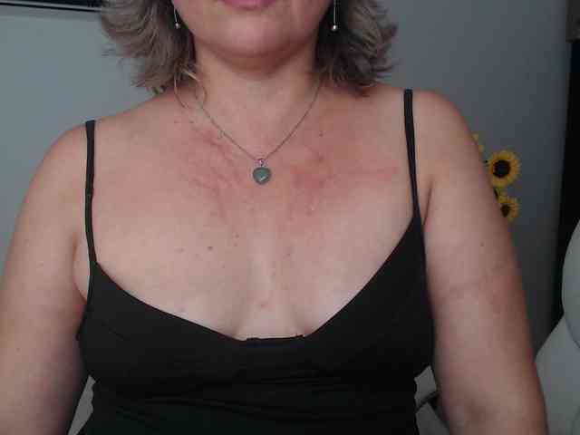 ana-milf webcam