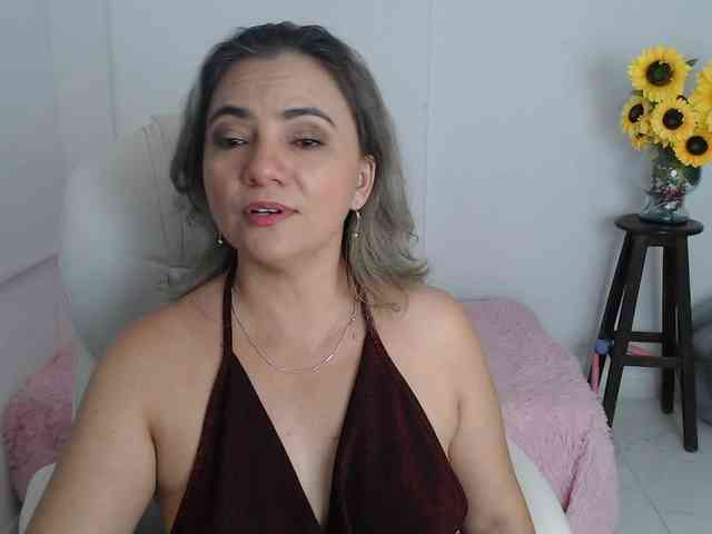 ana-milf webcam