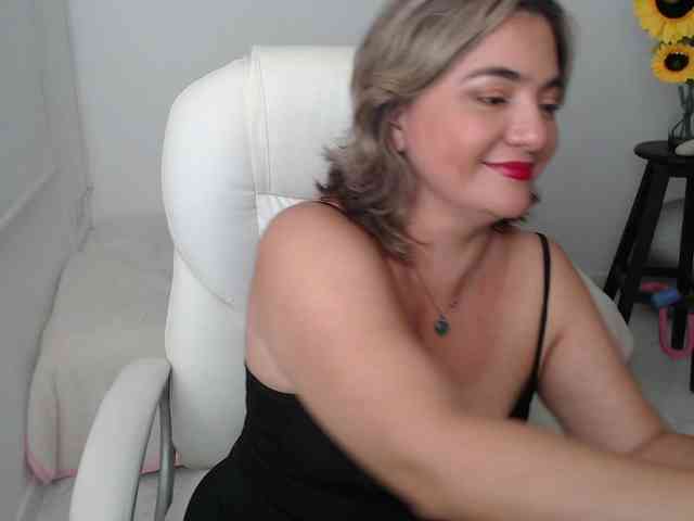 ana-milf webcam