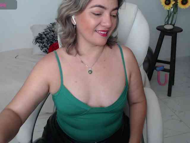 ana-milf webcam