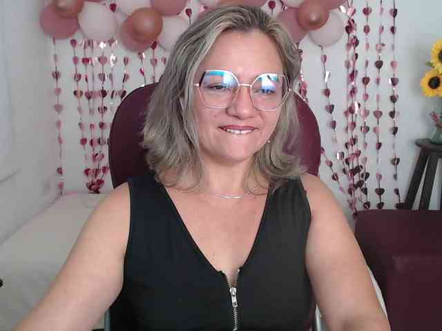 ana-milf webcam
