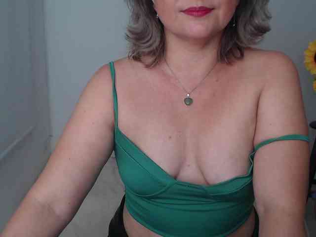 ana-milf webcam