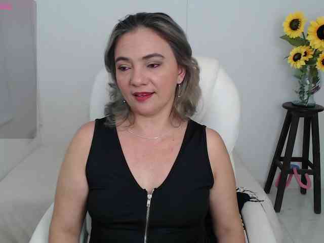 ana-milf webcam