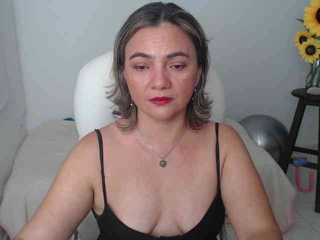ana-milf webcam