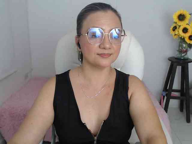 ana-milf webcam