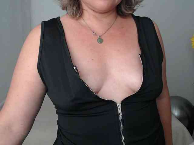 ana-milf webcam