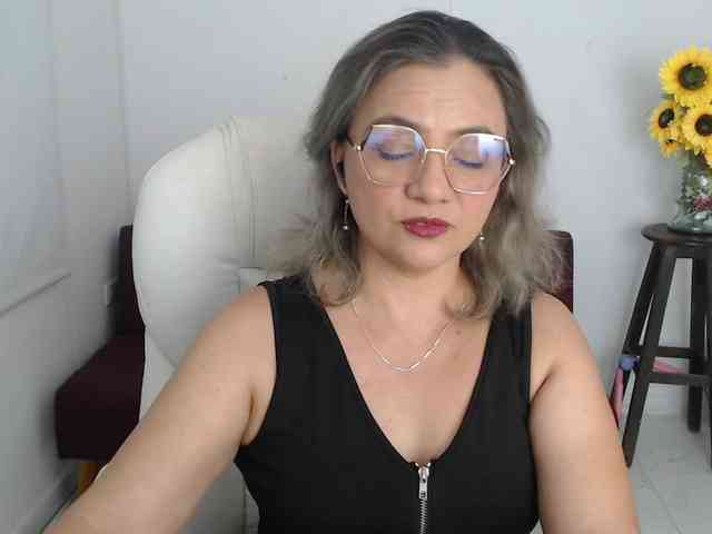 ana-milf webcam