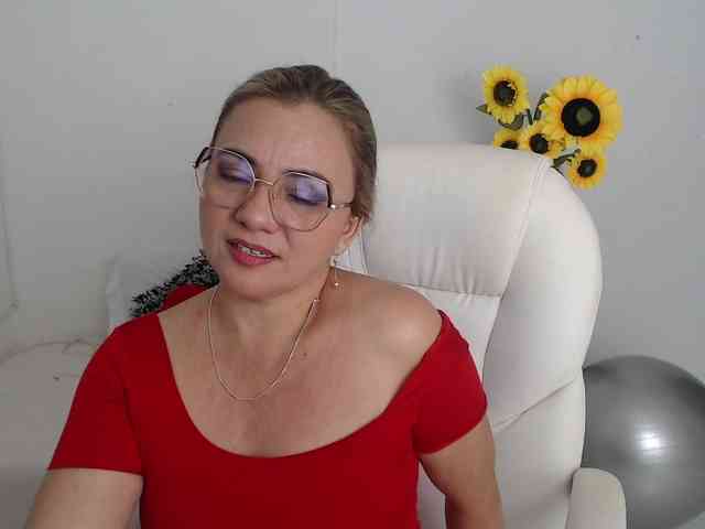 ana-milf webcam