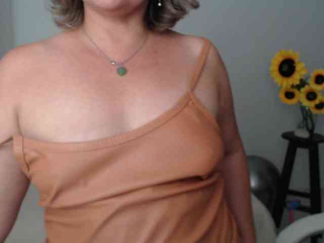 ana-milf webcam