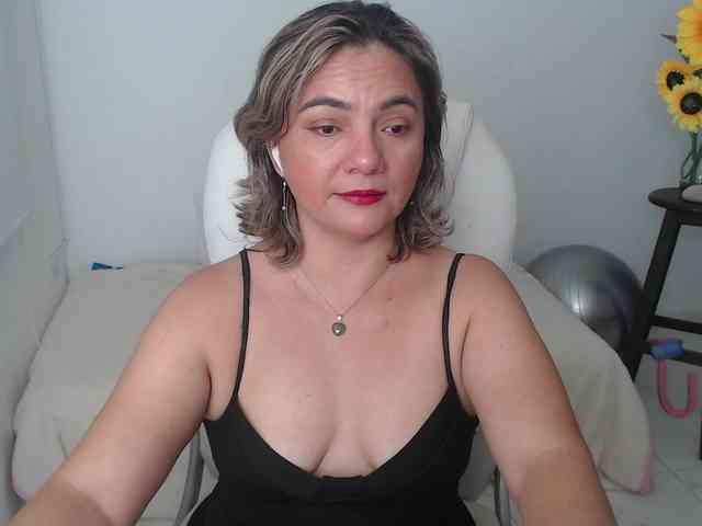 ana-milf webcam