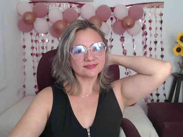 ana-milf webcam
