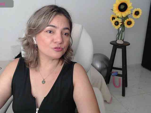 ana-milf webcam