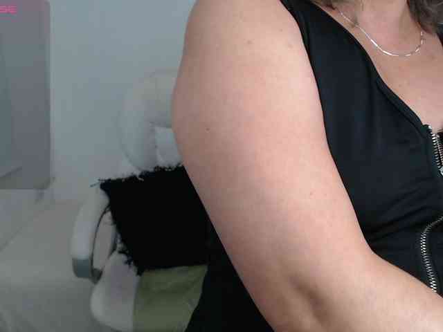 ana-milf webcam