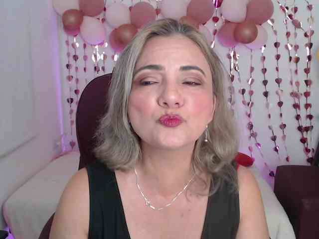 ana-milf webcam