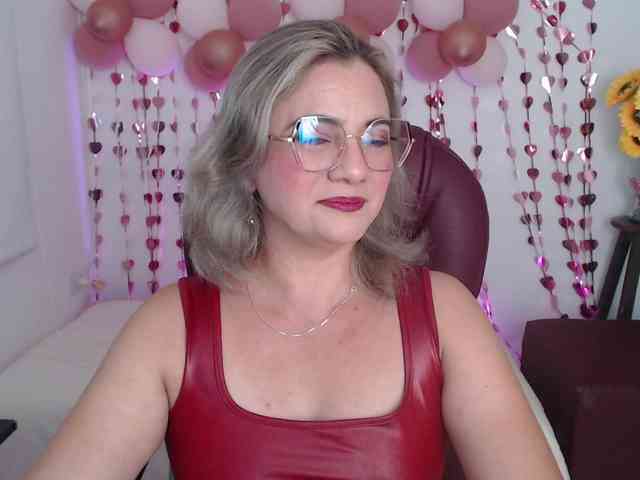 ana-milf webcam