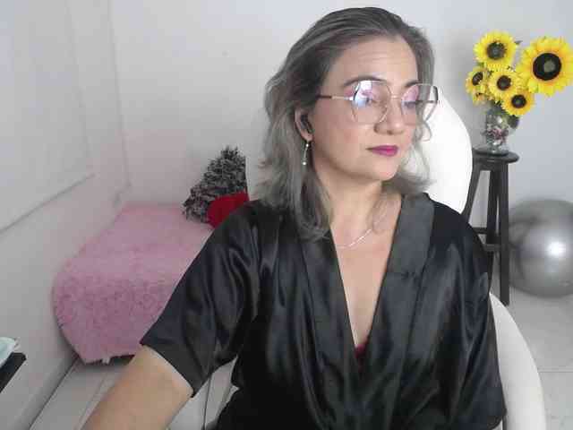 ana-milf webcam