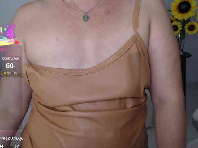 ana-milf Live Webcam on BongaCams