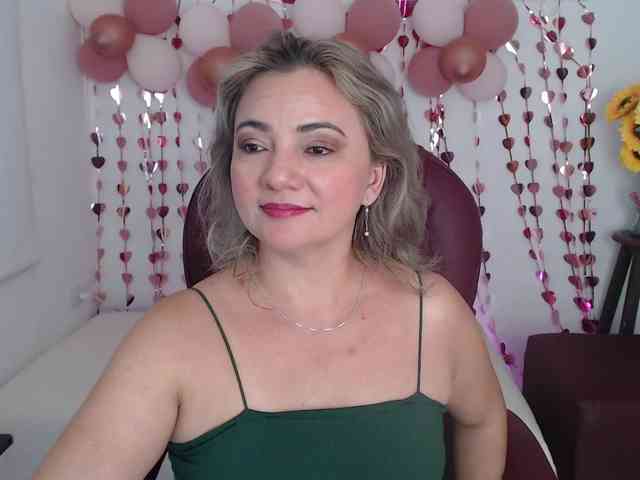 ana-milf webcam
